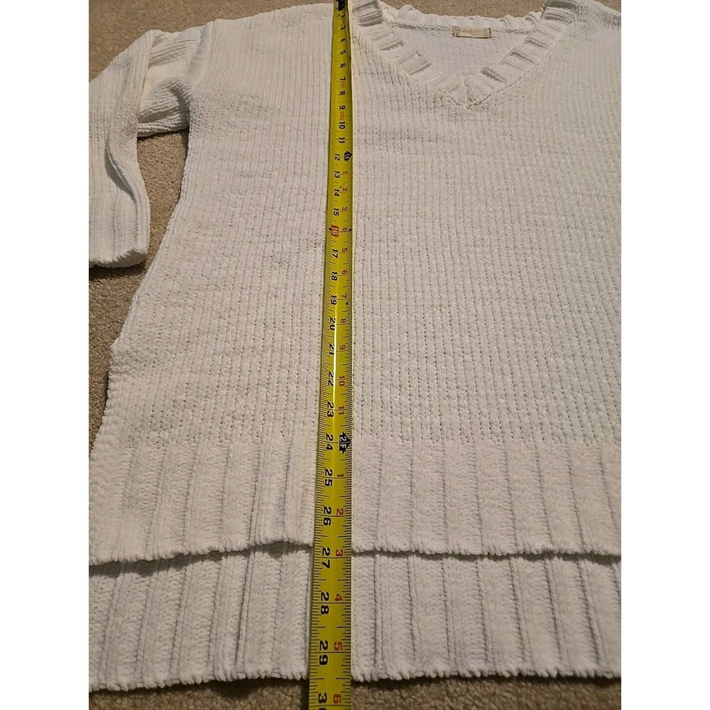 Altar'd State White Chenille Soft Pullover Sweater Size M Oversized Boxy Fit - Picture 8 of 10